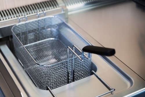 How to Clean a Deep Fryer Basket in Your Commercial Kitchen